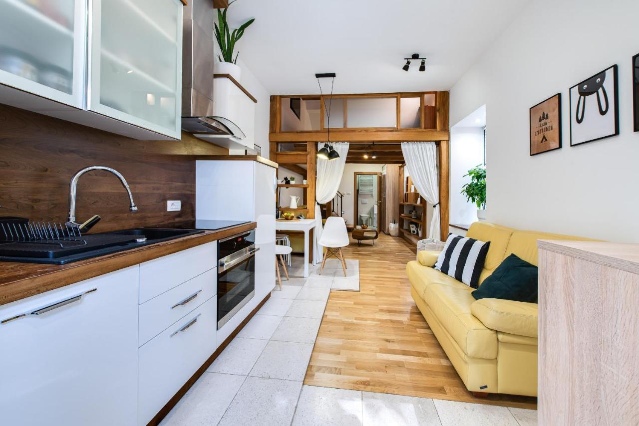 La Guardia Apartment With Free Private Parking Fiume Kültér fotó